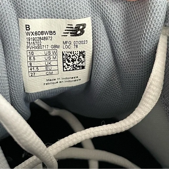 New Balance Sneakers Womens Size 10 - Picture 11 of 11